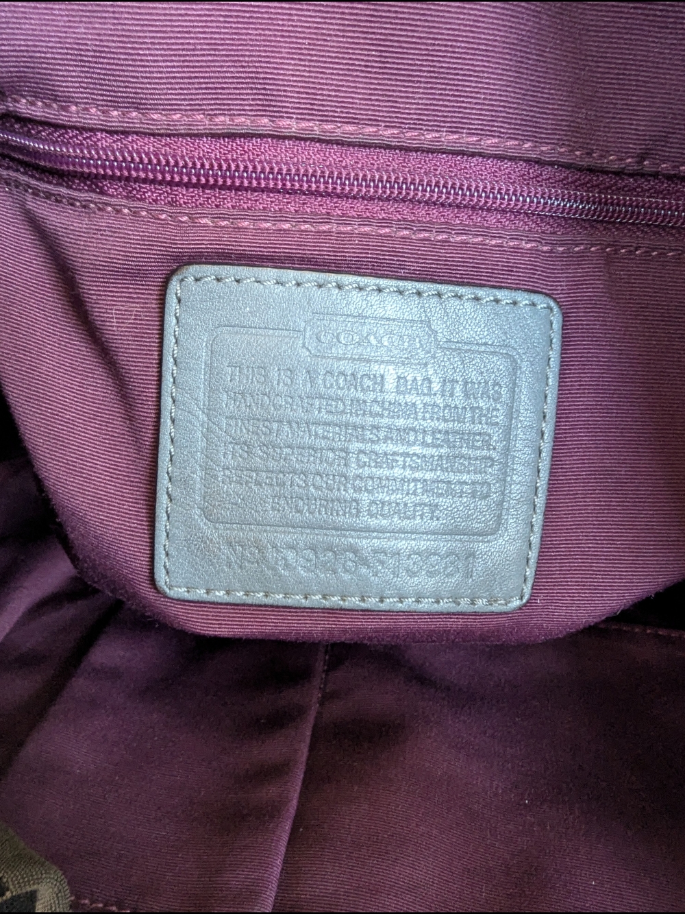 Vintage Coach Carly Hobo Bag - Picture 11 of 12